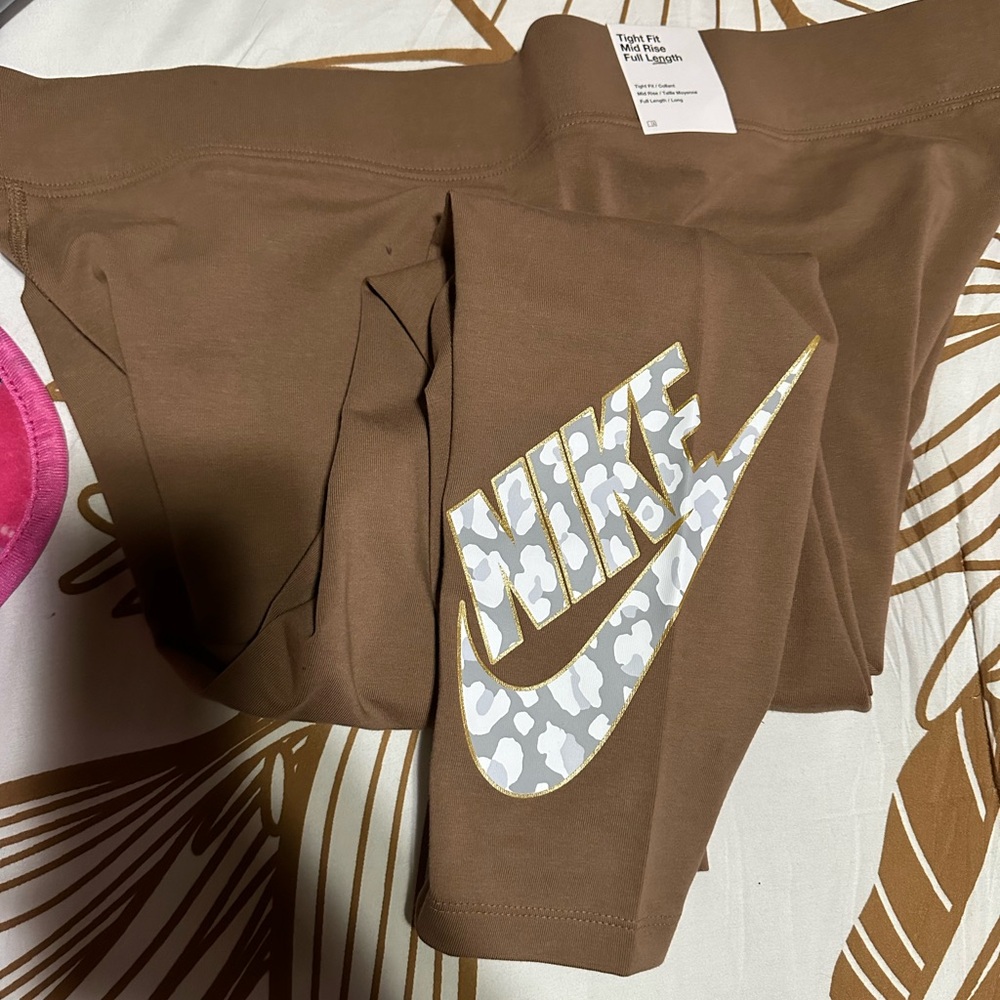 Plus size nike leggings